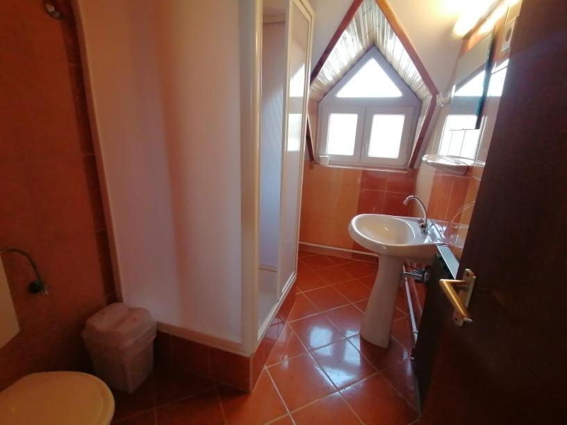 Oleander Vendeghaz Hotel Tihany Exterior photo